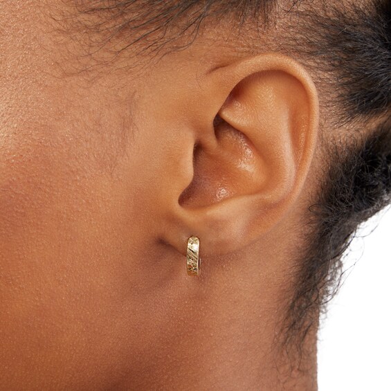 10K Gold Diamond-Cut Huggie Hoop Earrings