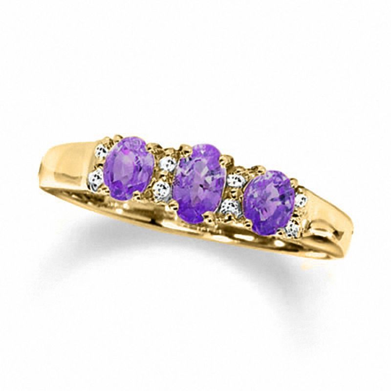 Oval Amethyst Three Stone Ring in 10K Gold with Diamond Accents - Size 7