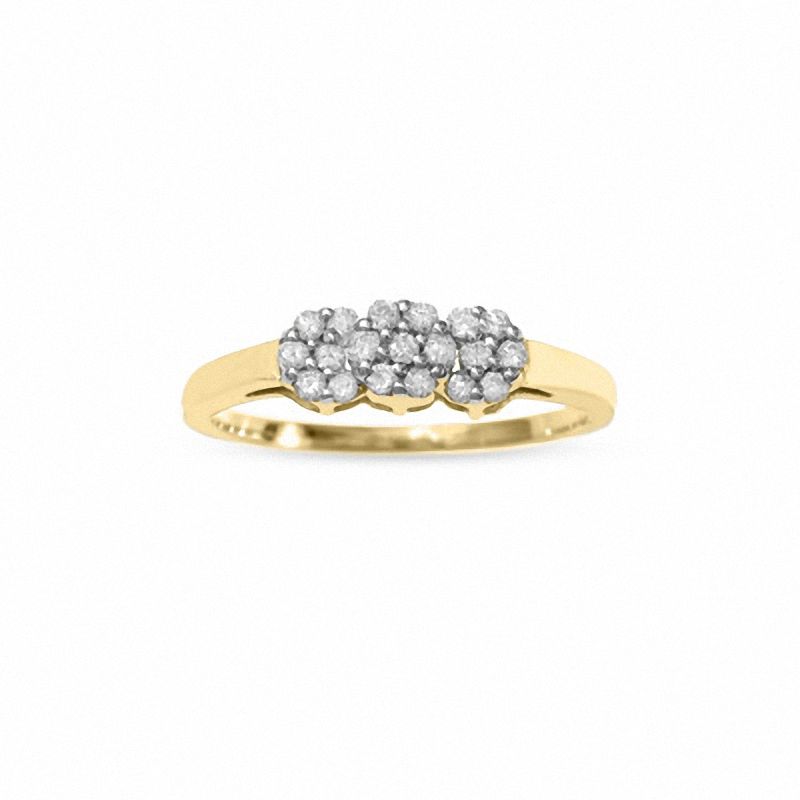 1/4 CT. T.W. Diamond Cluster Flower Ring in 10K Gold - Size 7