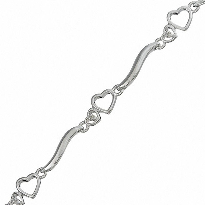 Main Image 1 of Diamond Accent Heart Bracelet in Sterling Silver - 7.25"