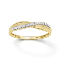 1/15 CT. T.W. Diamond Crossover Ring in 10K Gold
