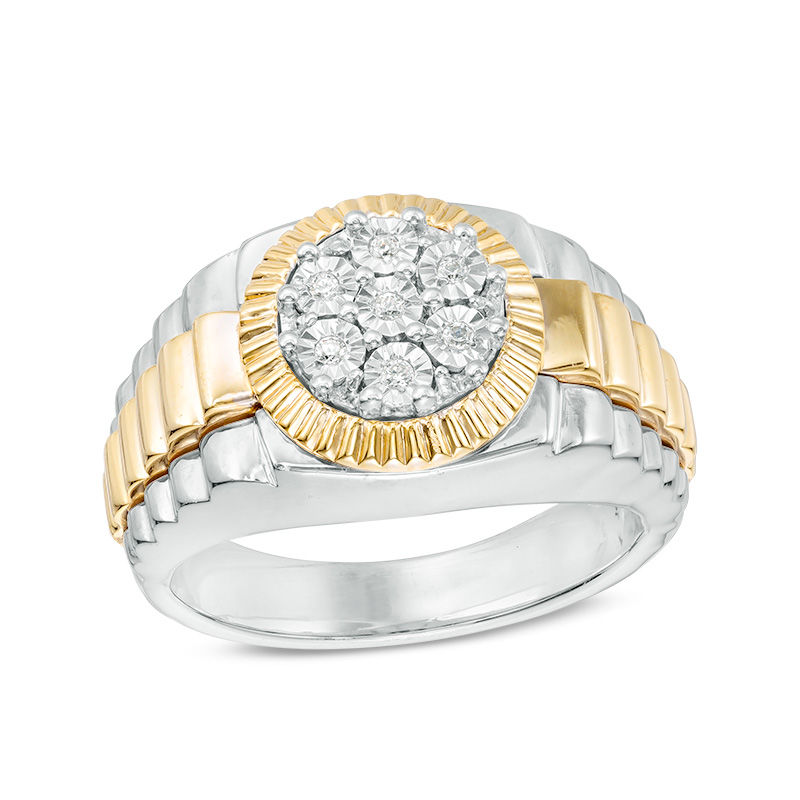 Engagement Ring stock photo. Image of holded, flowers - 113724132