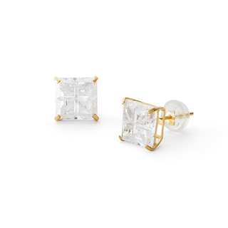 Round Cut Stud Earring in Yellow Gold - SpicyIce