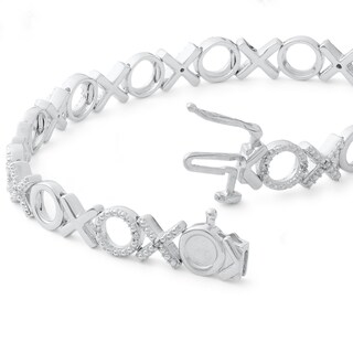 Sterling Silver 1/10 CT. T.W. Diamond "XO" Bracelet - 7.5"