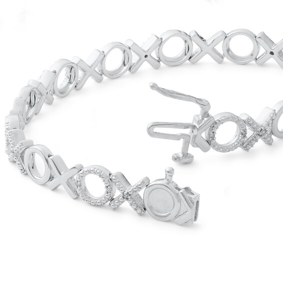 Sterling Silver 1/10 CT. T.W. Diamond "XO" Bracelet - 7.5"