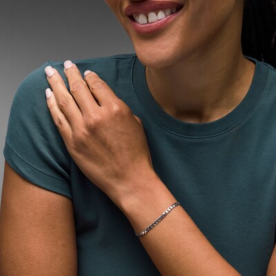 Made in Italy 100 Gauge Diamond-Cut Solid Curb Chain Bracelet in Sterling Silver - 7.5"