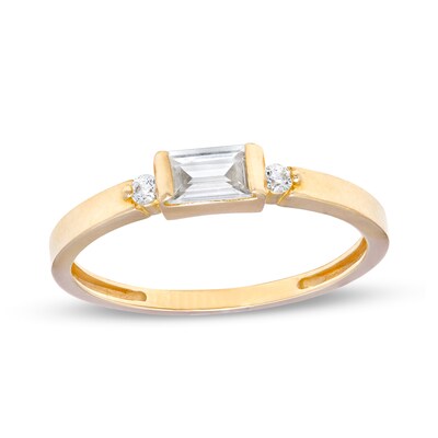 5mm Baguette Cubic Zirconia Three Stone Ring in 10K Gold – Size 7
