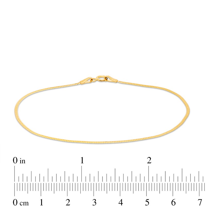 Main Image 3 of Made in Italy 1.5mm Herringbone Chain Bracelet in 10K Solid Gold - 7.5"