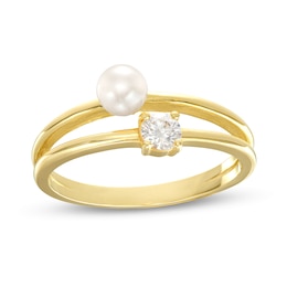 Cubic Zirconia and Cultured Freshwater Pearl Ring in 10K Gold - Size 7
