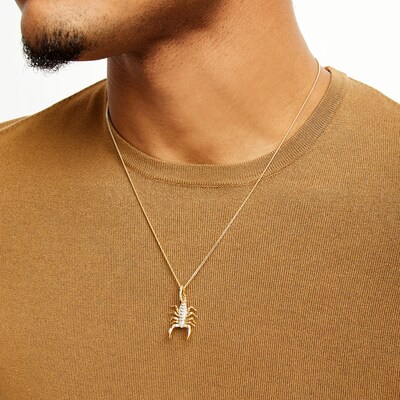 ​​​​​​​​​​​​​​10K Solid Gold 1/10 CT. T.W. Diamond Scorpion Charm