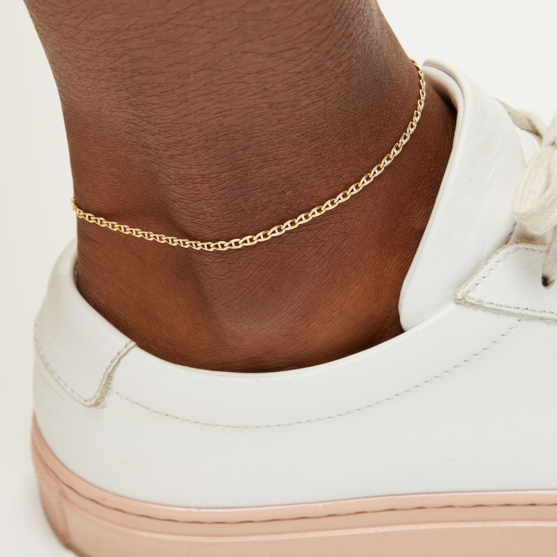 Main Image 2 of ​​​​​​​10K Hollow Gold Mariner Chain Anklet Made in Italy - 9"