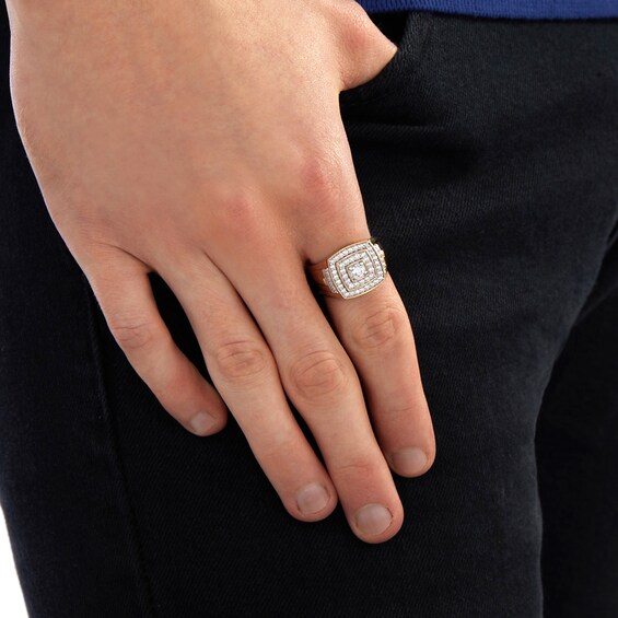 ​​​​​​​​​​​​​​10K Solid Gold 1 CT. T.W. Lab-Grown Diamond Double Halo Ring
