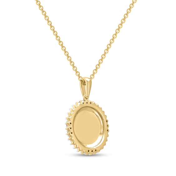 14K Gold Plated 1/20 CT. T.W. Diamond Medallion Heart Pendant Necklace