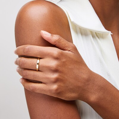 10K Gold Beveled Edge Band