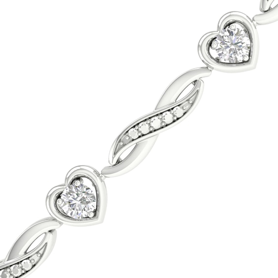 Sterling Silver 1/6 CT. T.W. Lab-Grown Diamond Heart Bracelet - 7.25"