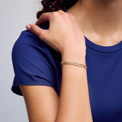 10K Hollow Gold Beveled Figaro Chain Bracelet - 8"