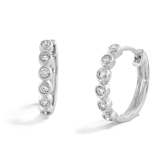 Sterling Silver 1/6 CT. T.W. Lab-Grown Diamond Round Bezel Huggie Hoops