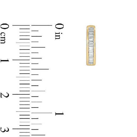 10K Gold 1/6 CT. T.W. Lab-Grown Diamond Baguette Huggie Hoops