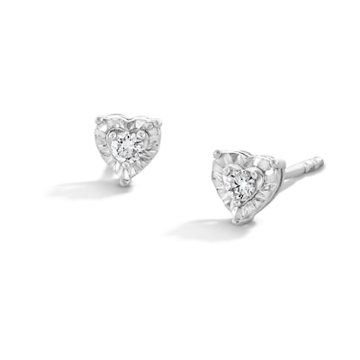 Sterling Silver 1/10 CT. T.W. Lab-Grown Diamond Solitaire Heart Studs