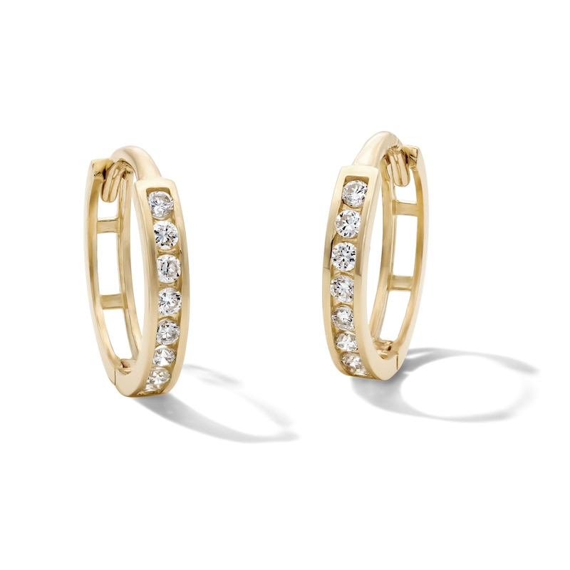 Main Image 1 of 10K Solid Gold 1/6 CT. T.W. Lab-Grown Diamond Single-Row Huggie Hoops